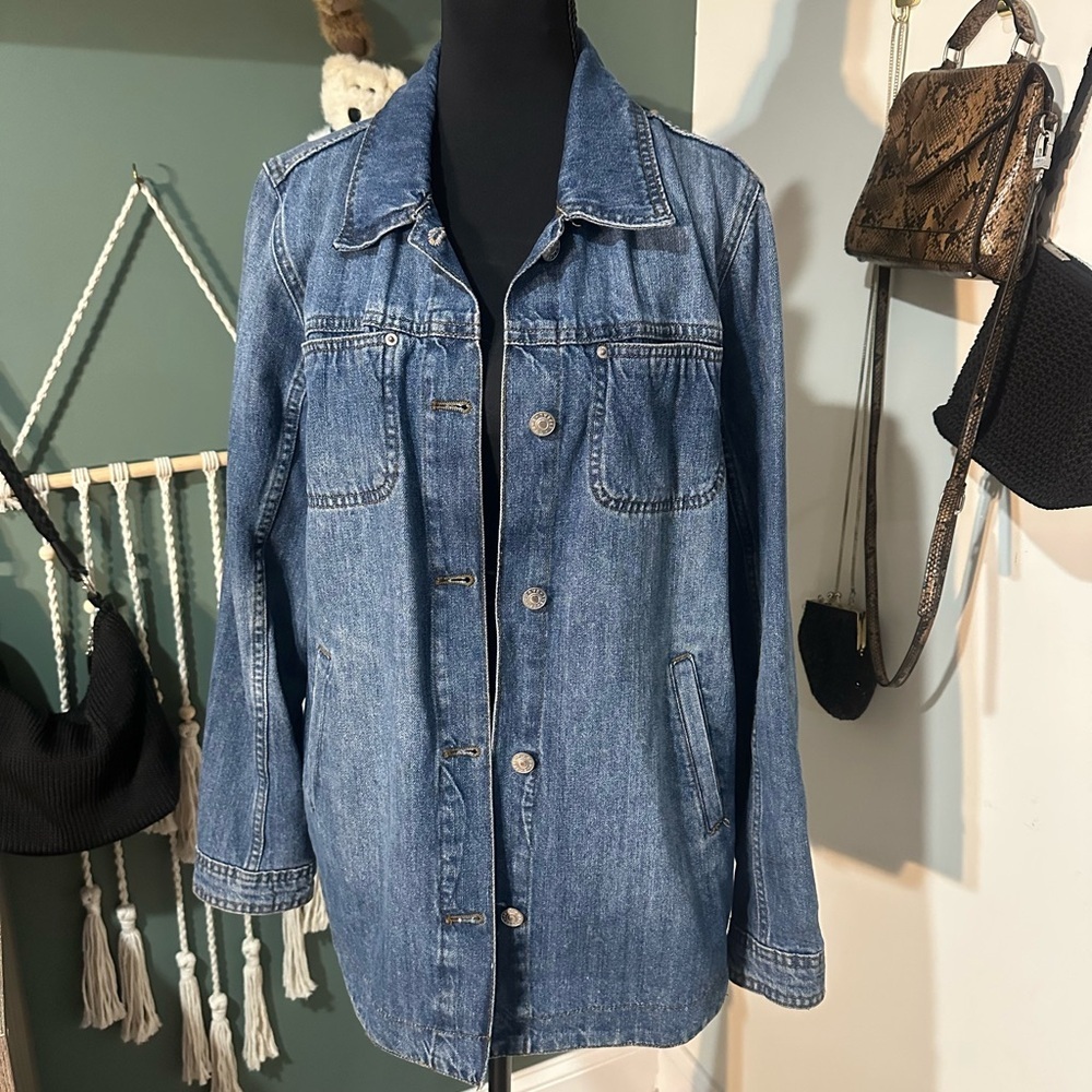 Curve Appeal Women’s Long Denim Jacket Size Medium